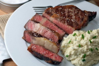 Hướng dẫn cách chế biến bò wagyu ngon như nhà hàng 5 sao